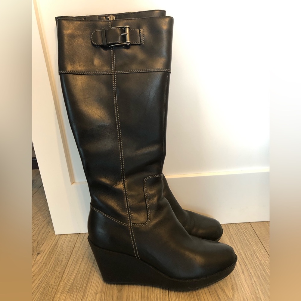 Cole Haan Cora Black leather Wedge Heel Tall Boots Side Zip D38352 Women’s 8.5 M